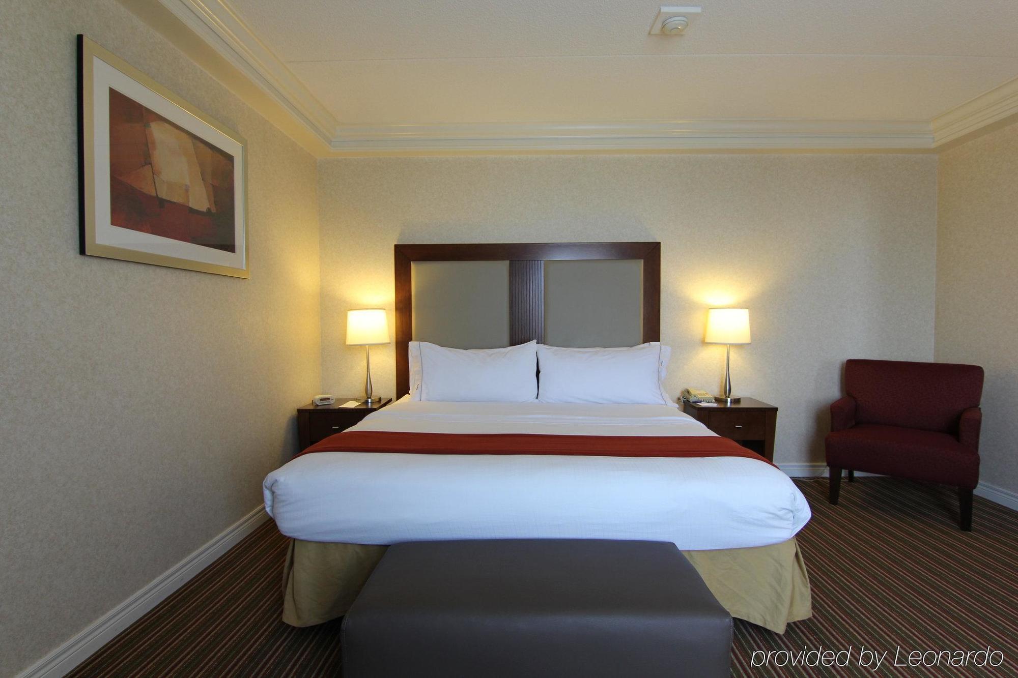Holiday Inn Express Whitby Oshawa By Ihg Exteriér fotografie