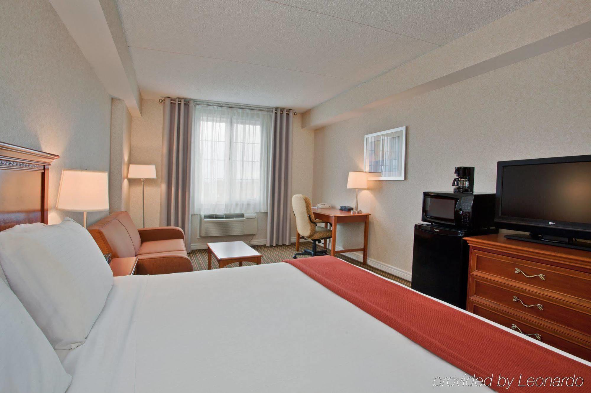 Holiday Inn Express Whitby Oshawa By Ihg Pokoj fotografie