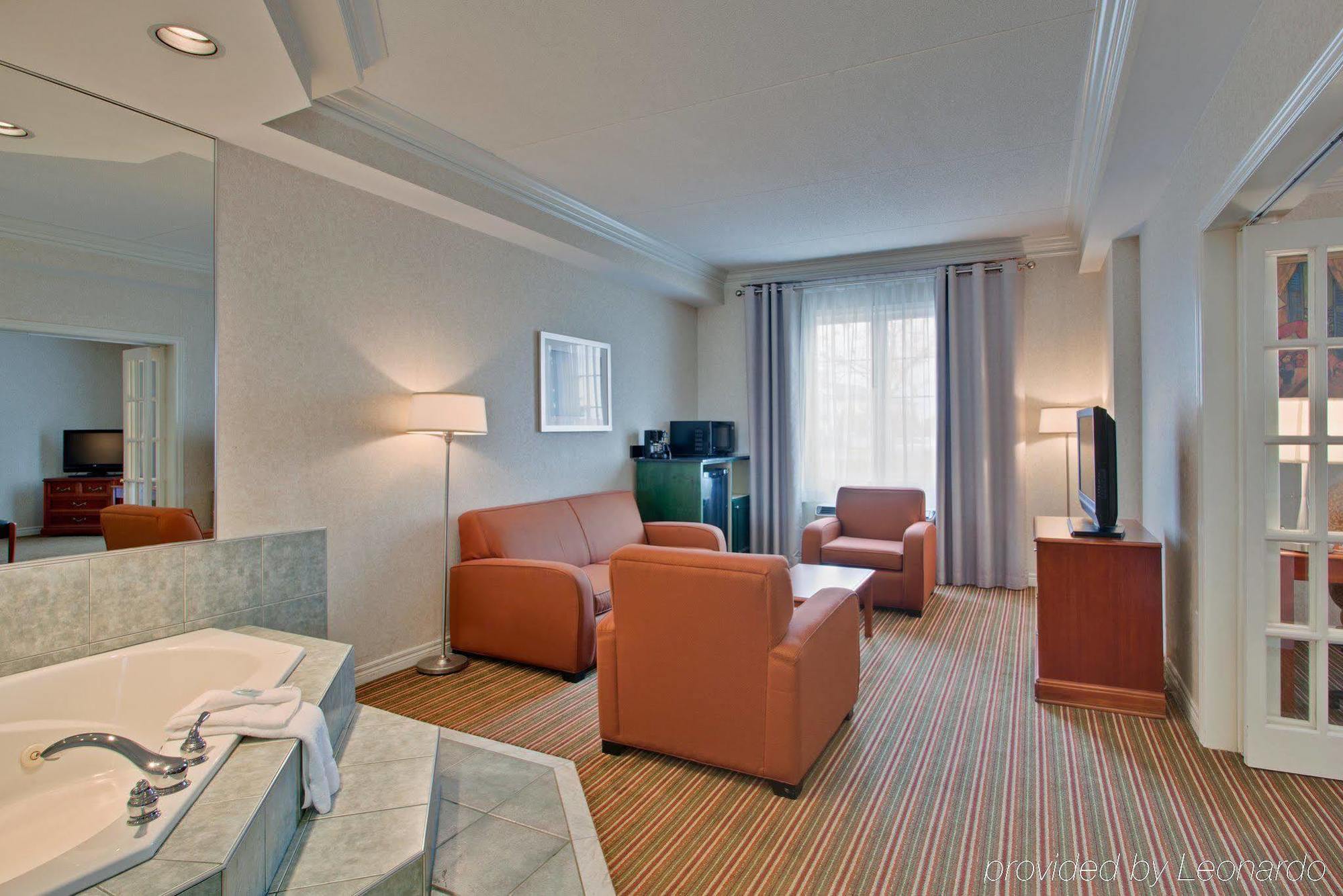 Holiday Inn Express Whitby Oshawa By Ihg Pokoj fotografie